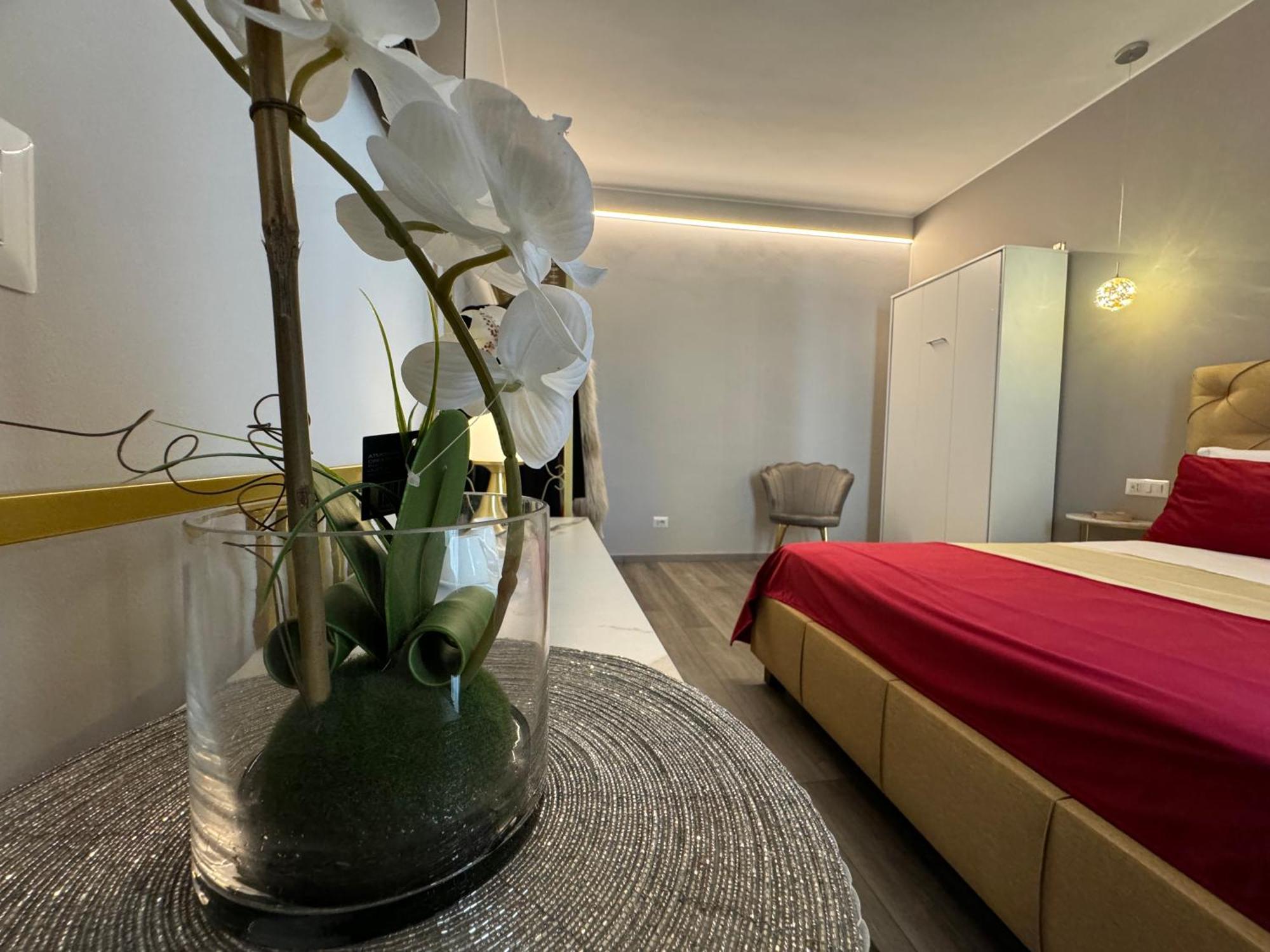 Meg Glamour Suite Milano Vicino I Navigli Экстерьер фото